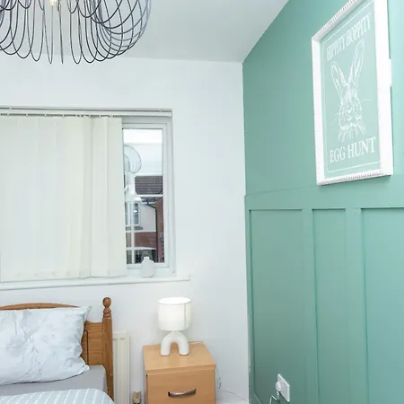 Caasi Home Gorton Манчестер Экстерьер фото
