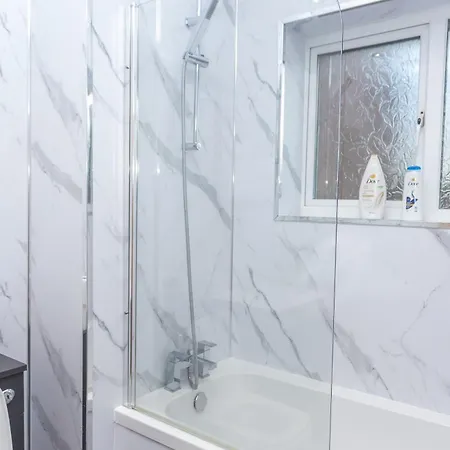 Caasi Home Gorton Манчестер Экстерьер фото