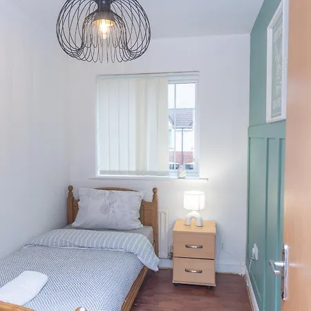 Caasi Home Gorton Манчестер Экстерьер фото